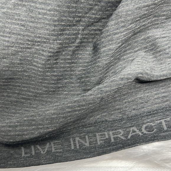 Lululemon Live In Practice Men’s Large - Picture 7 of 9